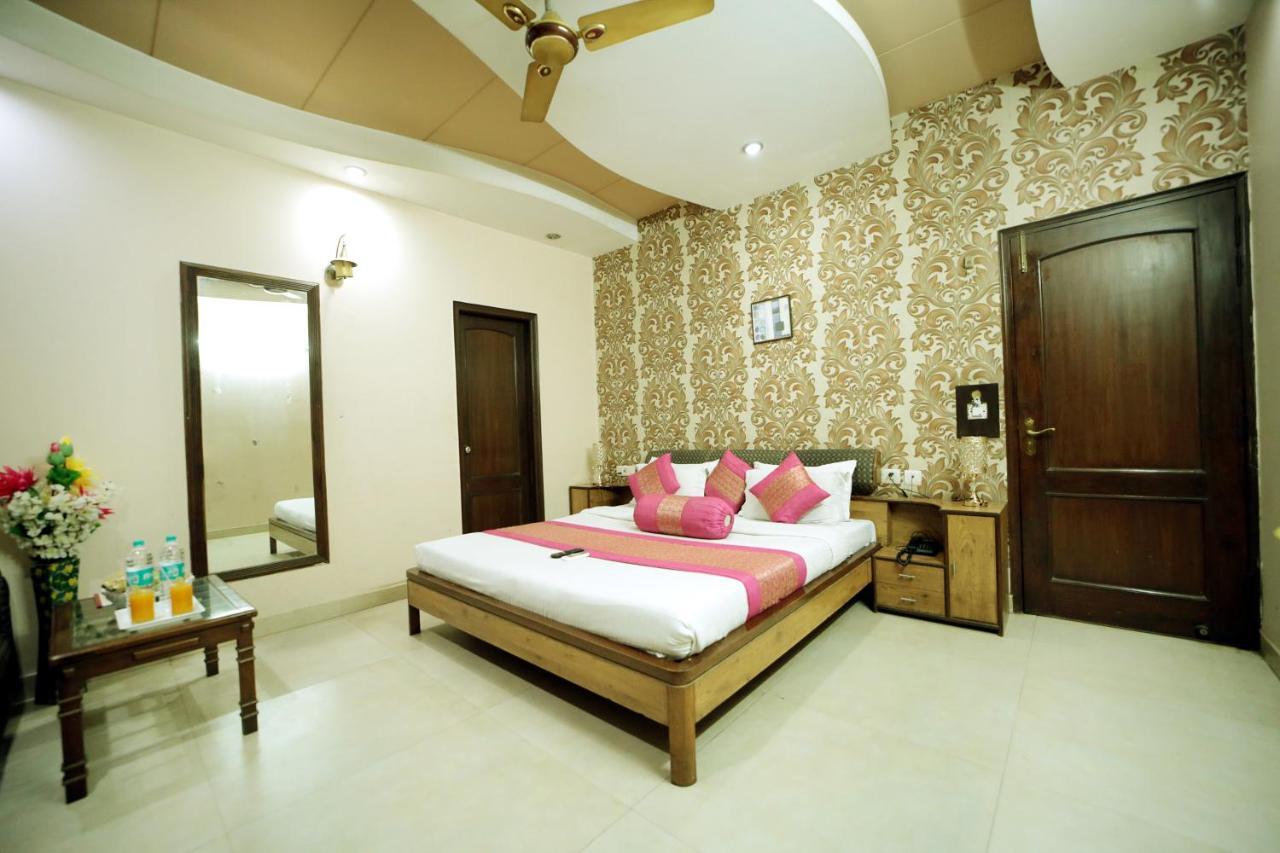 Hotel Blue Bell - Karol Bagh New Delhi Extérieur photo
